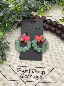 Christmas Wreath Twinkle Light Print Cork with Red Bow Earrings