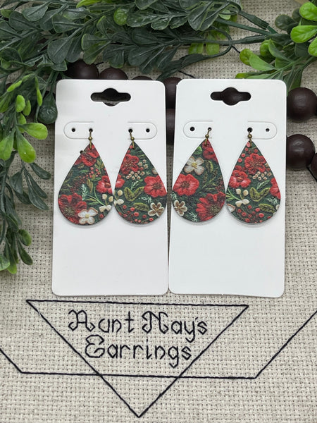 Red and Green Christmas Floral Print Leather Earrings