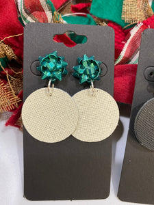 Green Christmas Bow with a Cream Saffiano Leather Circle Earrings