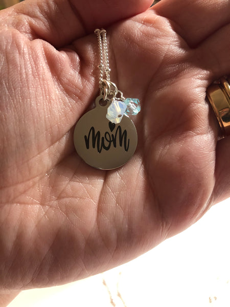 "mom" Circle and Heart Engraved Silver Charm Necklace