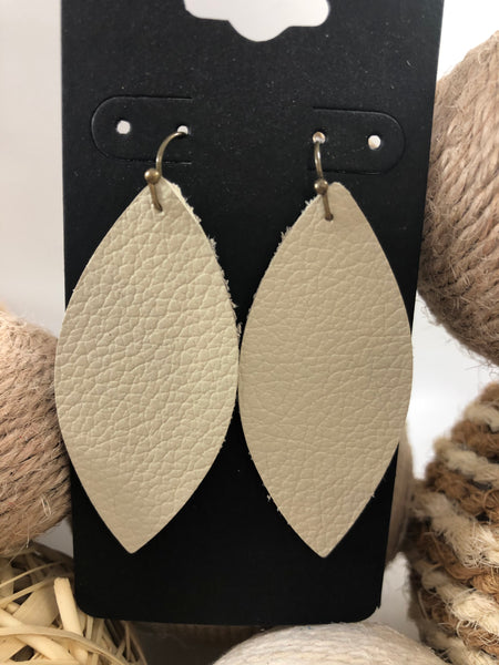 Light taupe leather earrings
