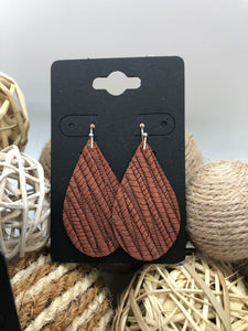 Reddish brown palmleaf textured leather earrings