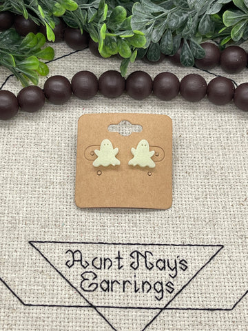 Ghost Shaped Glow in the Dark Stud Earrings